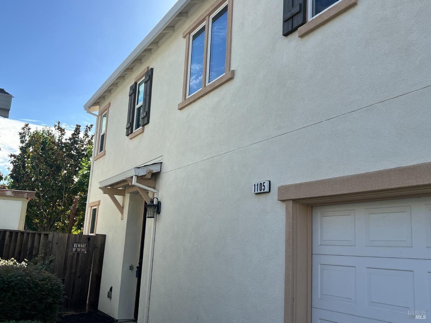 Property Photo:  1105 Strawberry Lane  CA 94585 