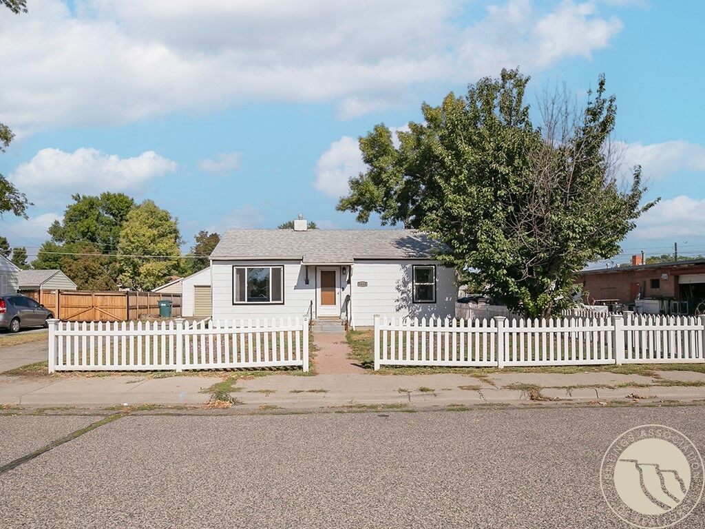 Property Photo: 1113 Lynn Avenue MT 59102