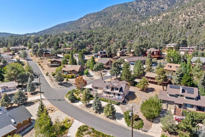 Property Photo:  16425 Huron Drive  CA 93222 