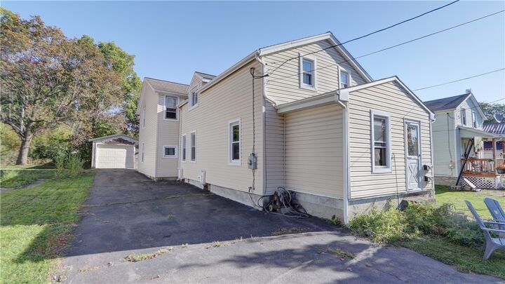 Property Photo:  107 E Elizabeth Street  NY 13165 