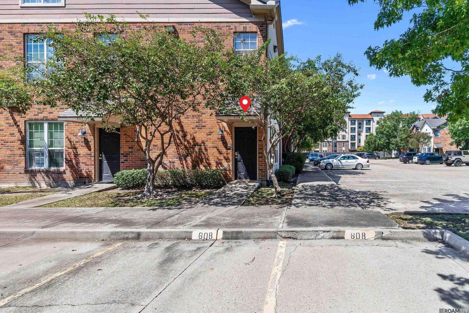 Property Photo: 710 E Boyd Dr #608 LA 70808