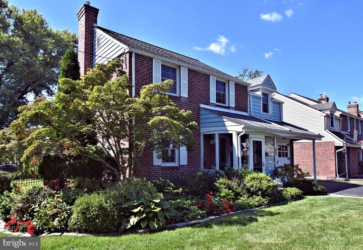 101 Orlando Avenue  Oreland PA 19075 photo