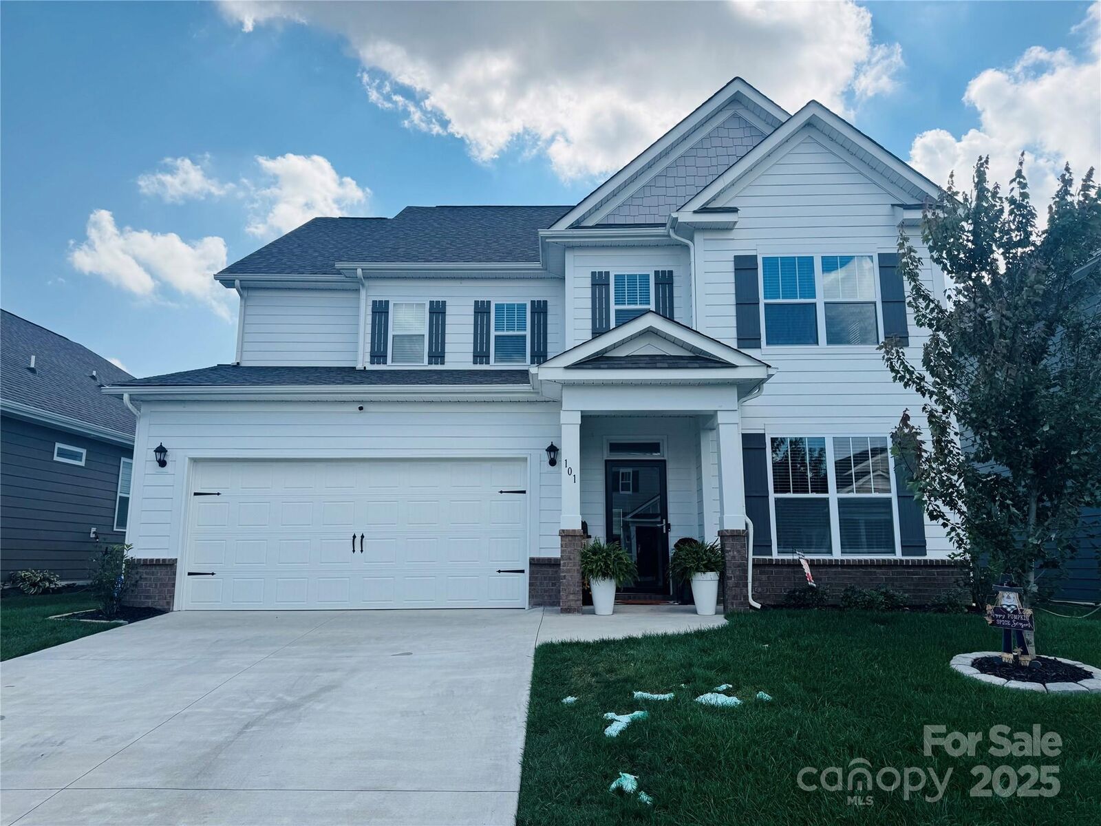 Property Photo:  101 Fox Cove Road  NC 28792 