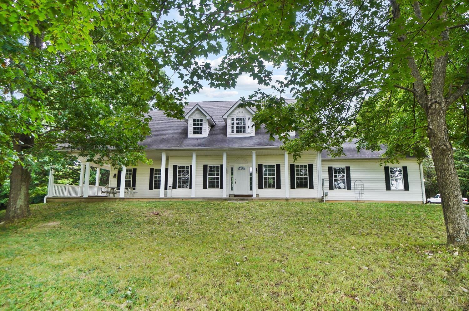 Property Photo:  3266 N McLean  OH 45005 