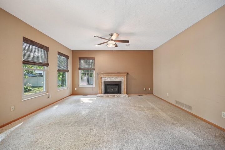 Property Photo: 8876 Amaranth Court OH 43068