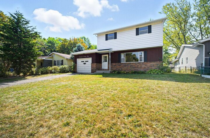 Property Photo: 1775 Hansen Avenue OH 43224
