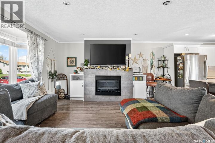 Property Photo:  1082 Corman Crescent  SK S6H 6W1 
