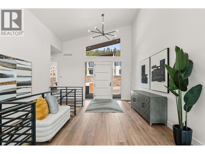 Property Photo:  901 Melrose Street  BC V1P 0A8 