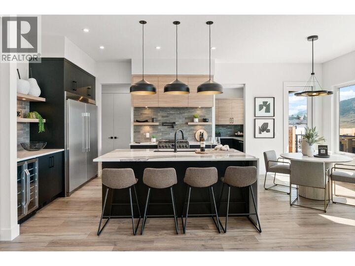 Property Photo:  901 Melrose Street  BC V1P 0A8 