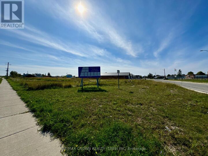 Lot 8 Plan 6M487 Street — photo 1