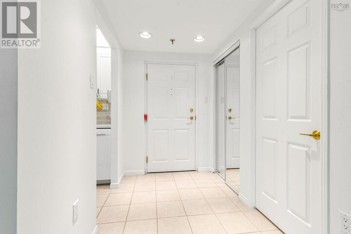 Property Photo:  30 Brookdale Crescent 304  NS B3A 4T7 