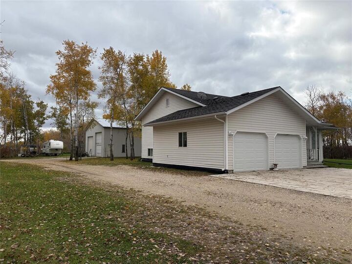 194 Hein Drive  La Broquerie MB R0A 0W0 photo
