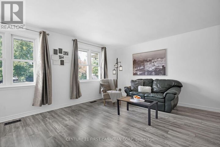 Property Photo: 23 Gregory Place ON N5R 4S4