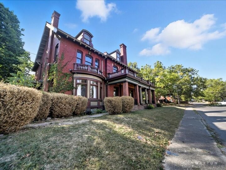 Property Photo:  1000 W Grand Avenue  OH 45402 