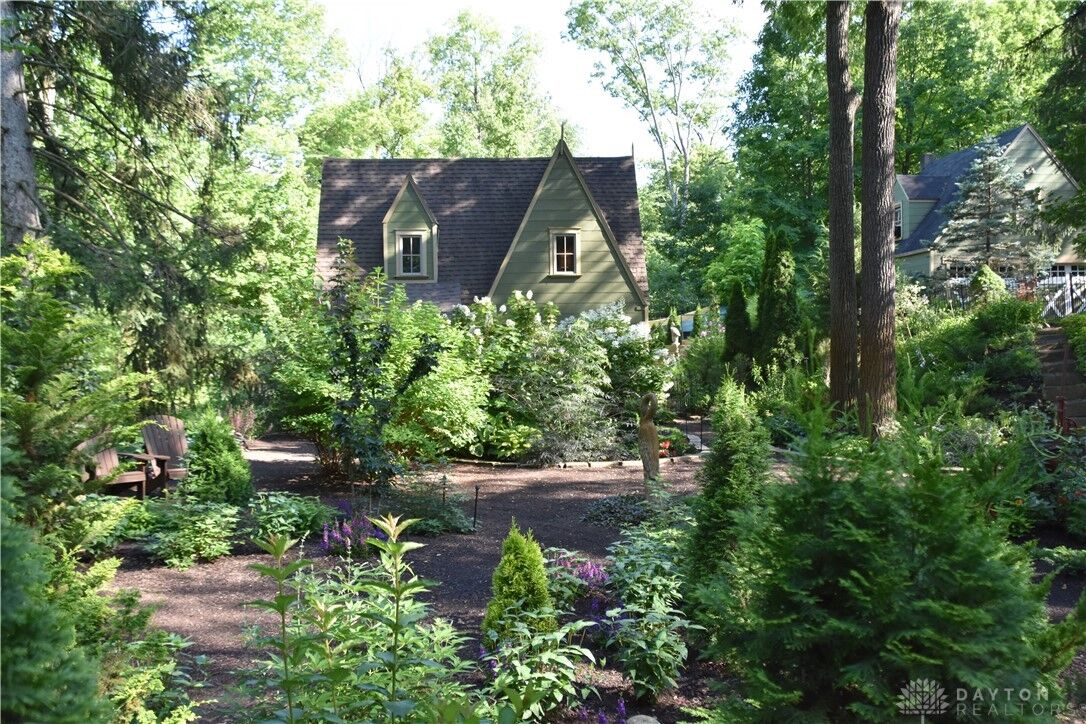 Property Photo: 1914 Bartley Road OH 45414
