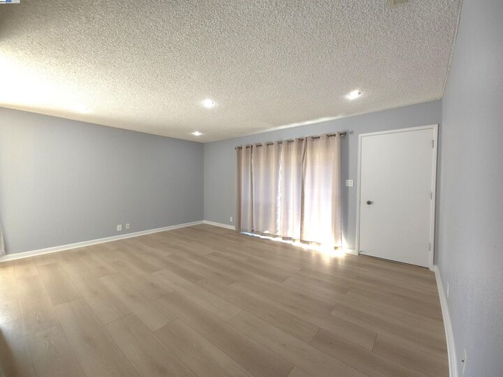 Property Photo: 5580 Hemlock Terrace CA 94538