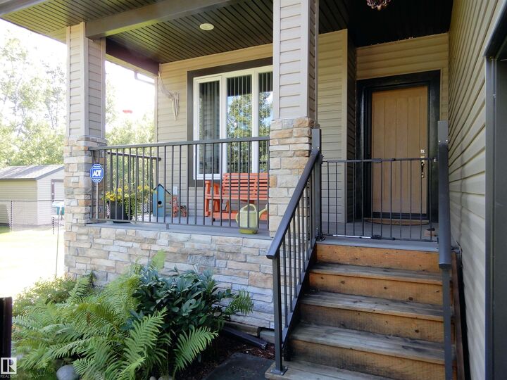 Property Photo:  53521 Rge Road 272 25B  AB T7X 3M5 