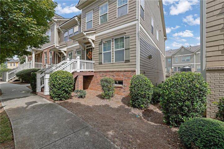 Property Photo: 4416 Village Field Place GA 30024