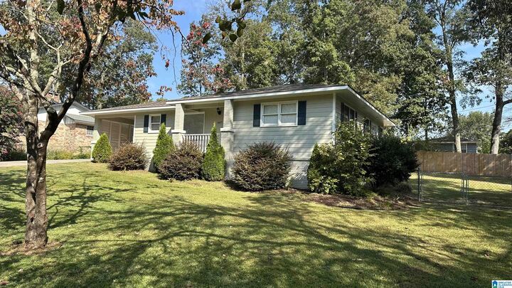 Property Photo:  1407 Linwood Drive  AL 35055 