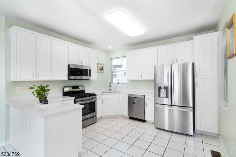Property Photo: 23 Hansom Rd NJ 07920