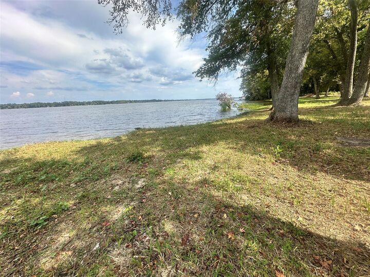 Property Photo: 3709 Pine Wood Trail TX 75770