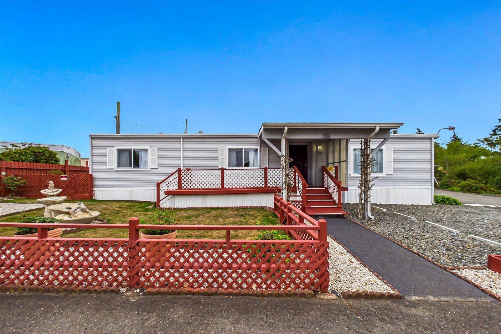 Property Photo:  525 Herrick Avenue 33  CA 95503 
