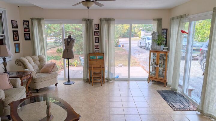 Property Photo: 1540 Western Avenue IN 46714