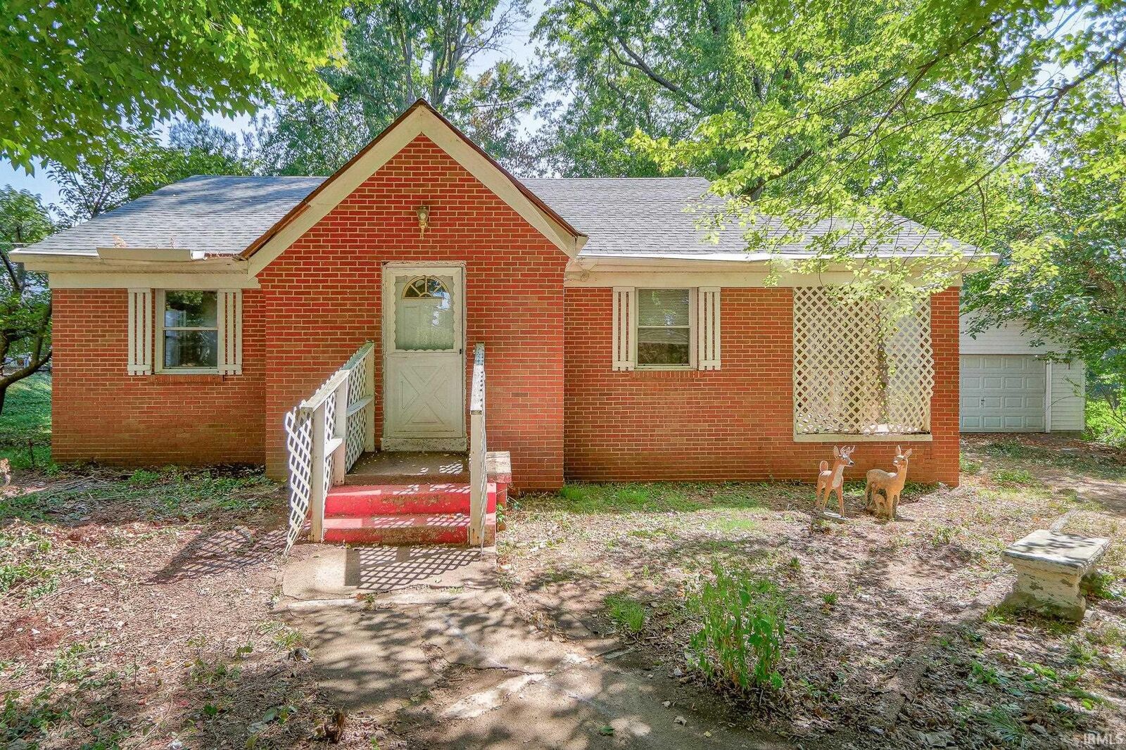 Property Photo: 7801 Bartels Drive IN 47710-4805