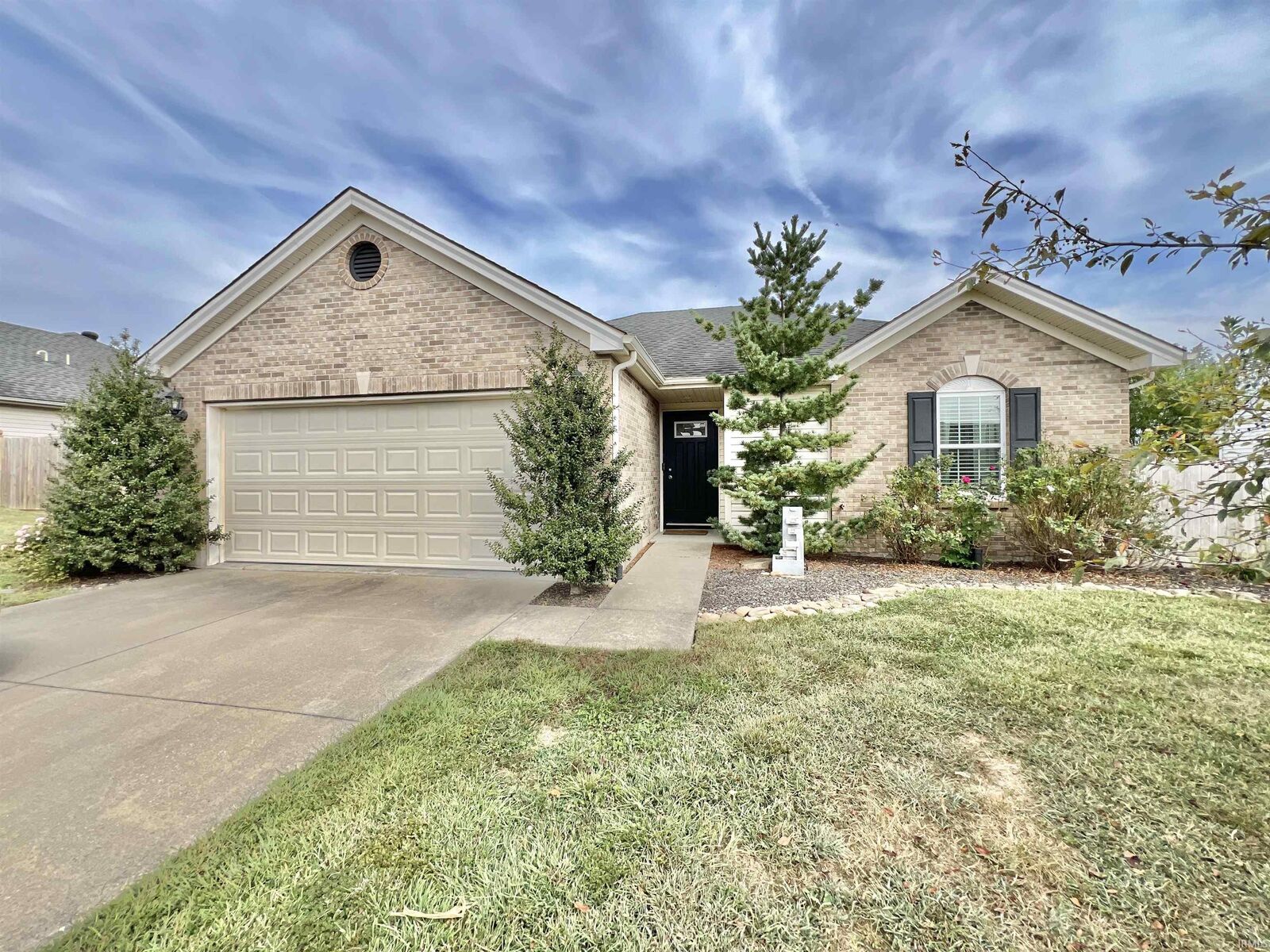 Property Photo: 3036 Paradise Circle IN 47630