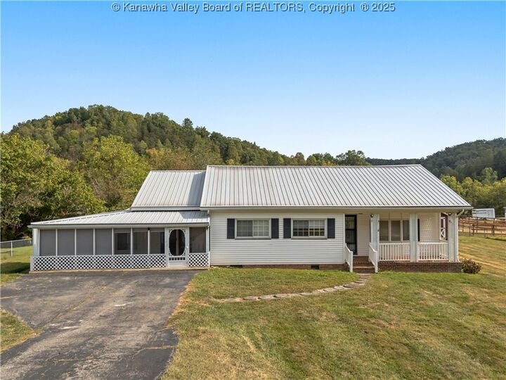 Property Photo: 5108 US Route 60 WV 25526