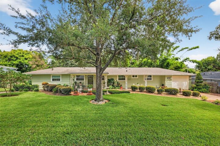 Property Photo:  1620 Crestview Drive  FL 32757 