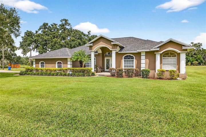 8518 W Knights Griffin Road  Plant City FL 33565 photo