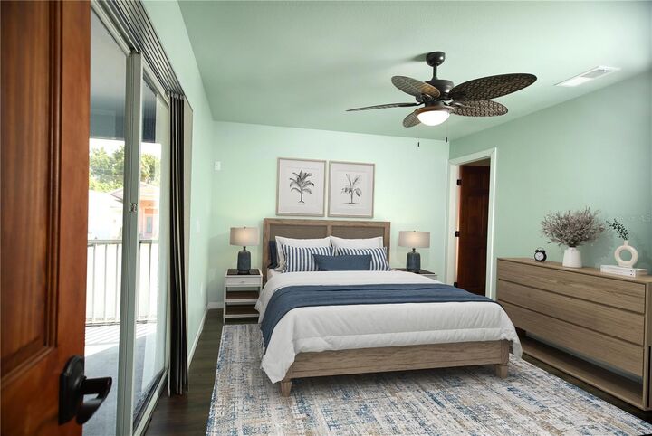 Property Photo: 463 E Morgan Street FL 34689