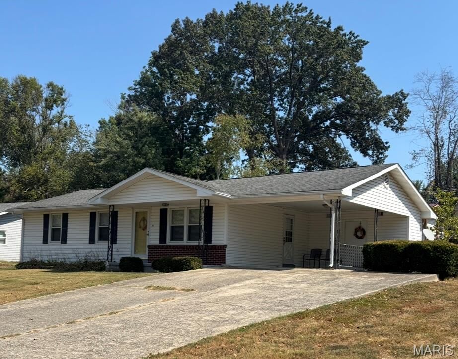 Property Photo:  100 Mary Court  MO 63764 