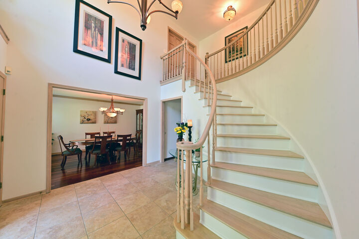 Property Photo: 307 Anne Court IL 60070