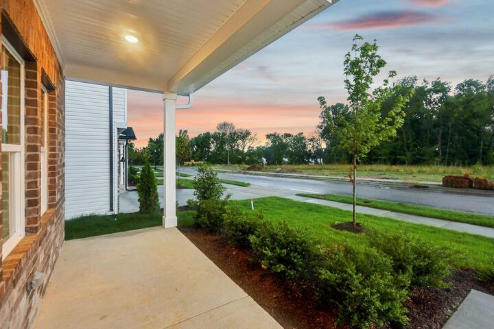 Property Photo:  829 Lewis Way  TN 37013 