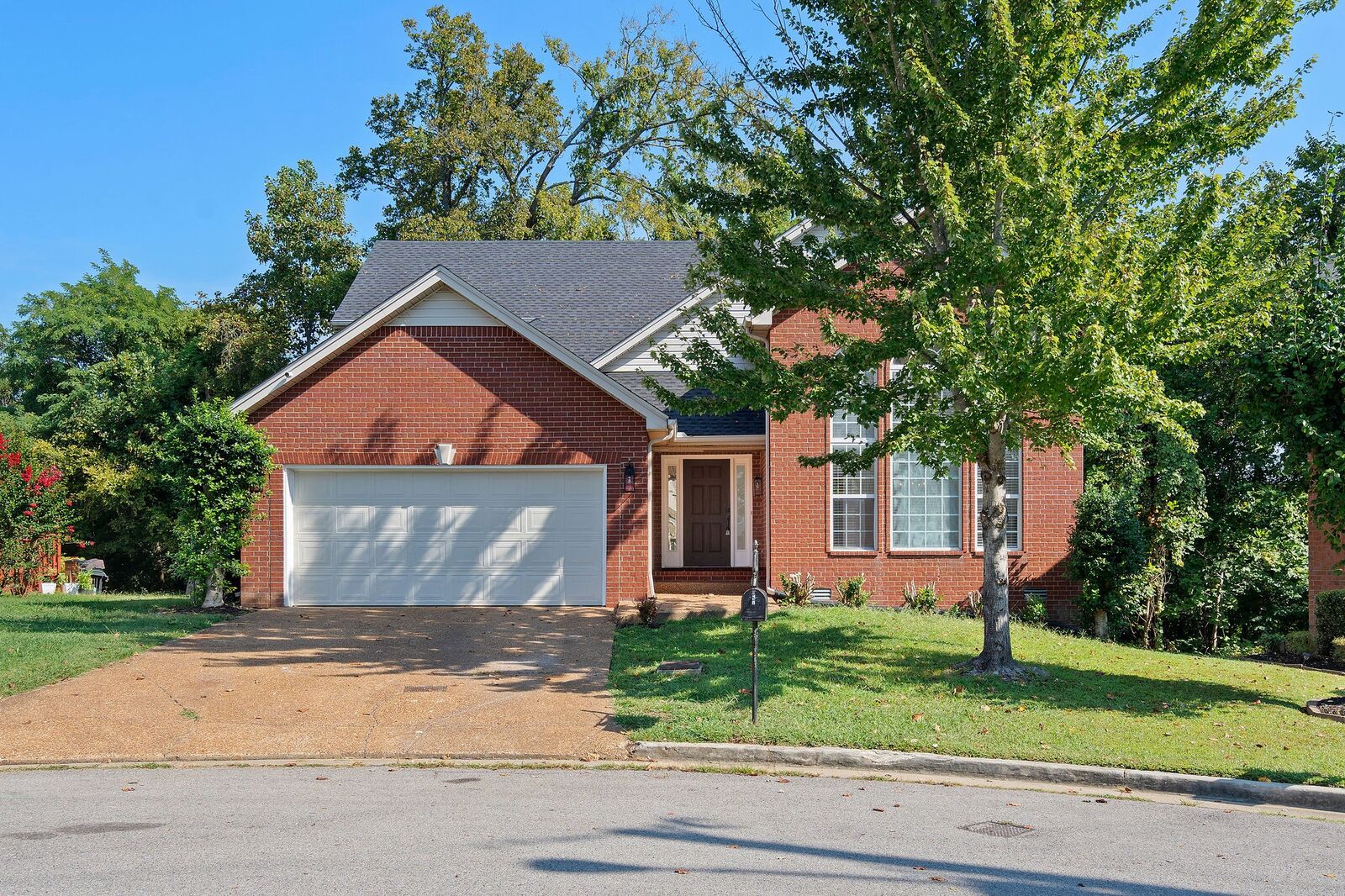 Property Photo:  5204 Ridgefalls Way  TN 37013 