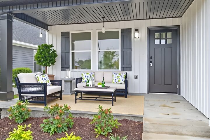 Property Photo:  1142 Snow Ave  TN 37115 