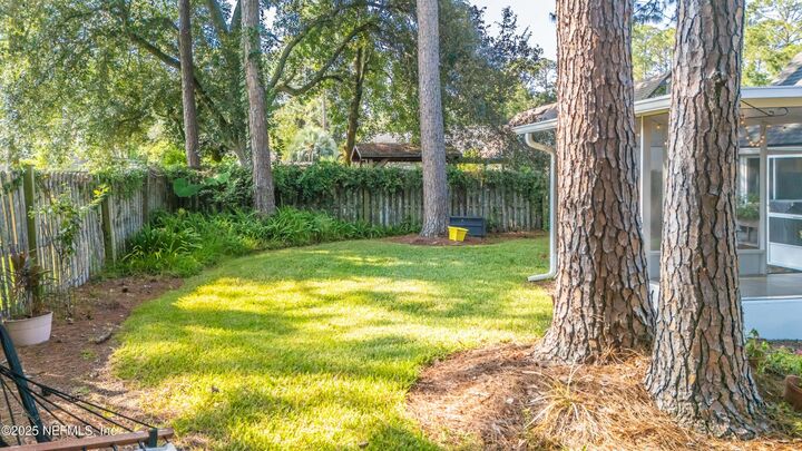Property Photo:  10247 Pine Breeze Road W  FL 32257 