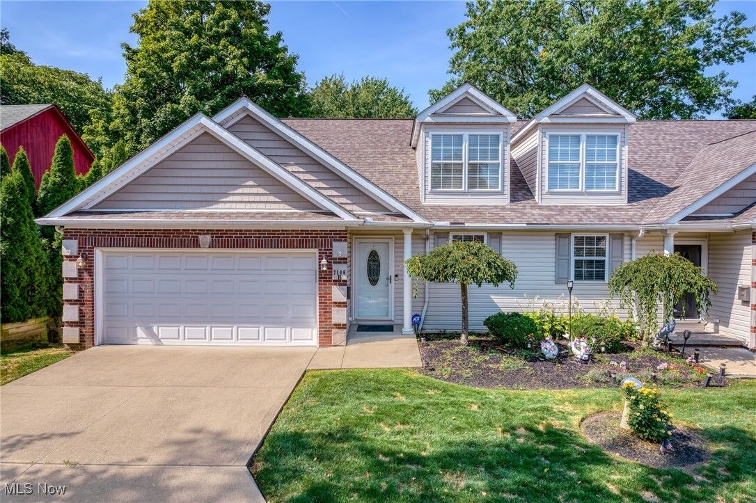 Property Photo: 7146 Maple Street B OH 44060