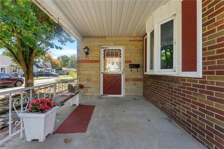 Property Photo:  312 W Park Avenue  OH 44425 