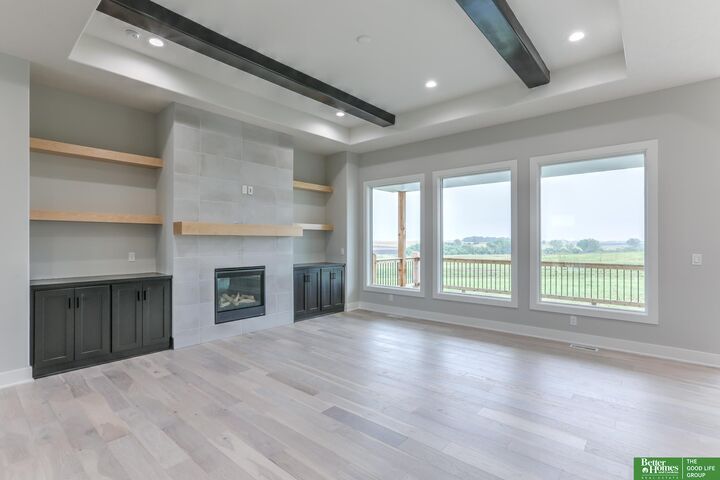 Property Photo:  5709 N 195th Street  NE 68022 