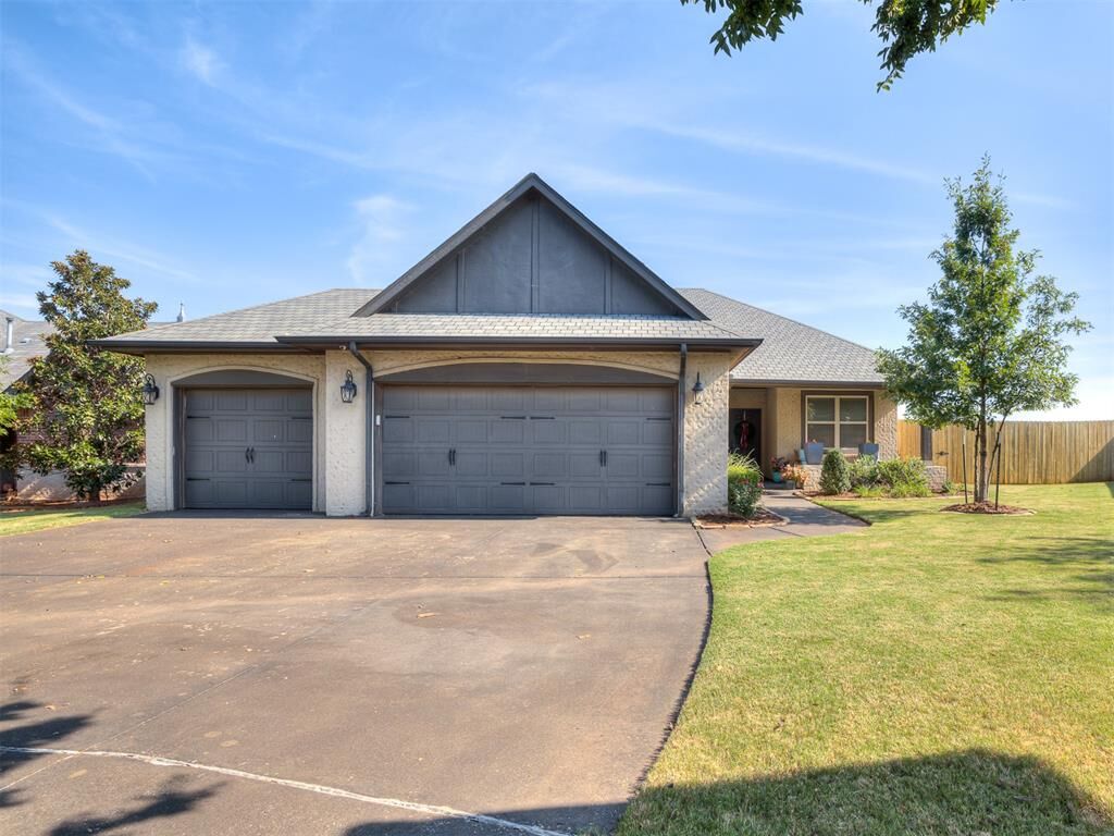 Property Photo:  7036 NW 160th Street  OK 73013 