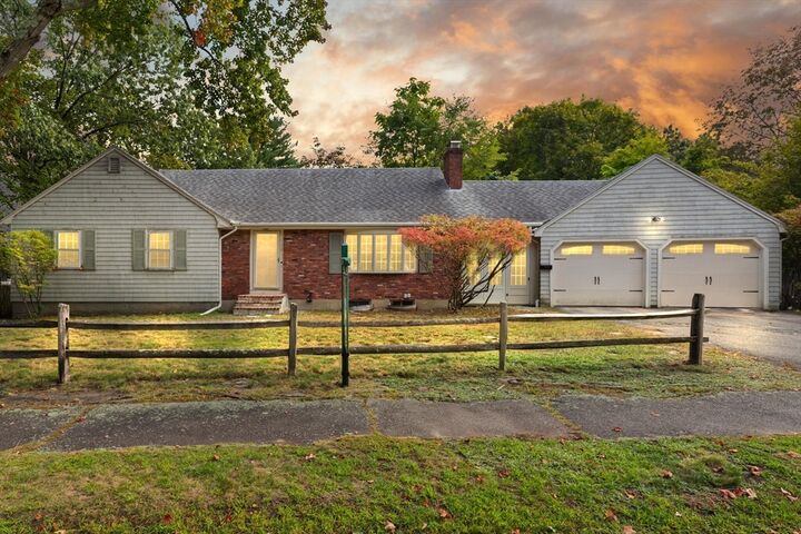 Property Photo:  12 Whitehall Lane  MA 01867 