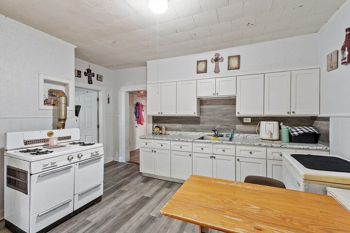 Property Photo:  33-35 Omena Pl  MA 01420 