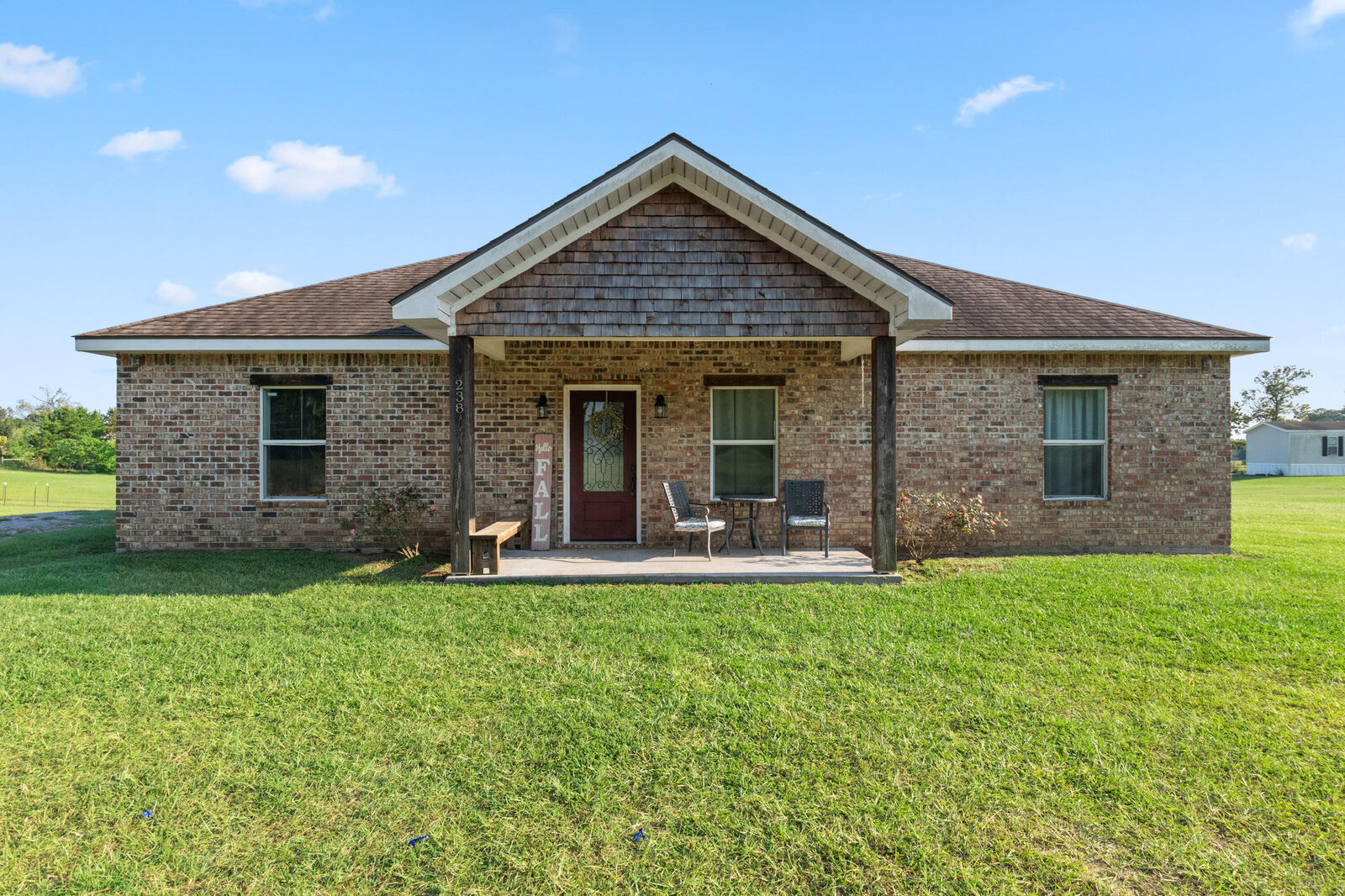 Property Photo: 238 Dogwood Ln LA 71474