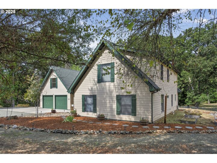 Property Photo:  6743 North Bank Rd  OR 97470 