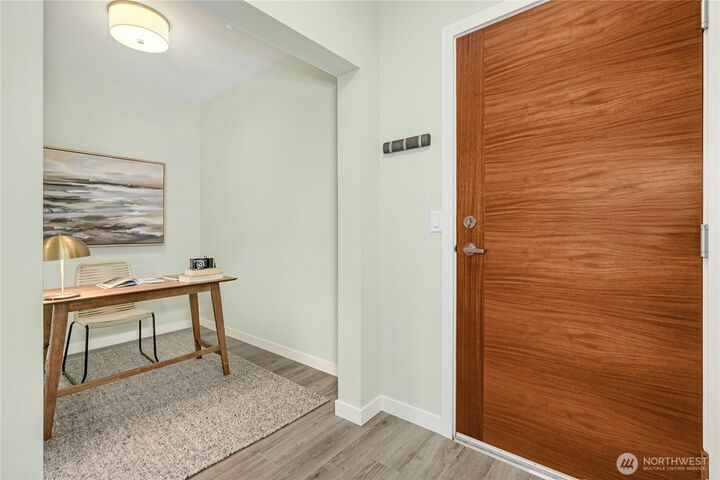 Property Photo:  1760 NW 56th Street 608  WA 98107 