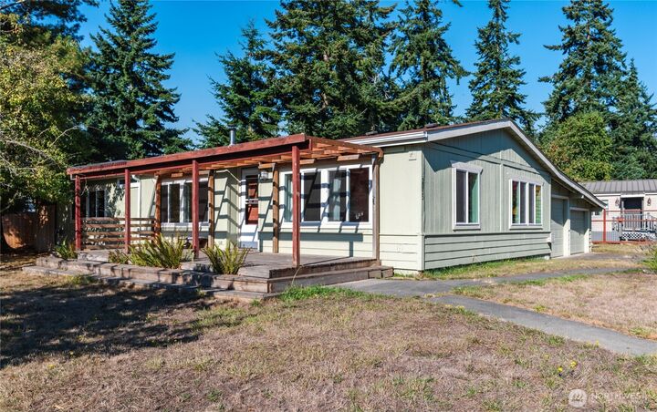 2055  Victoria Avenue  Port Townsend WA 98368 photo