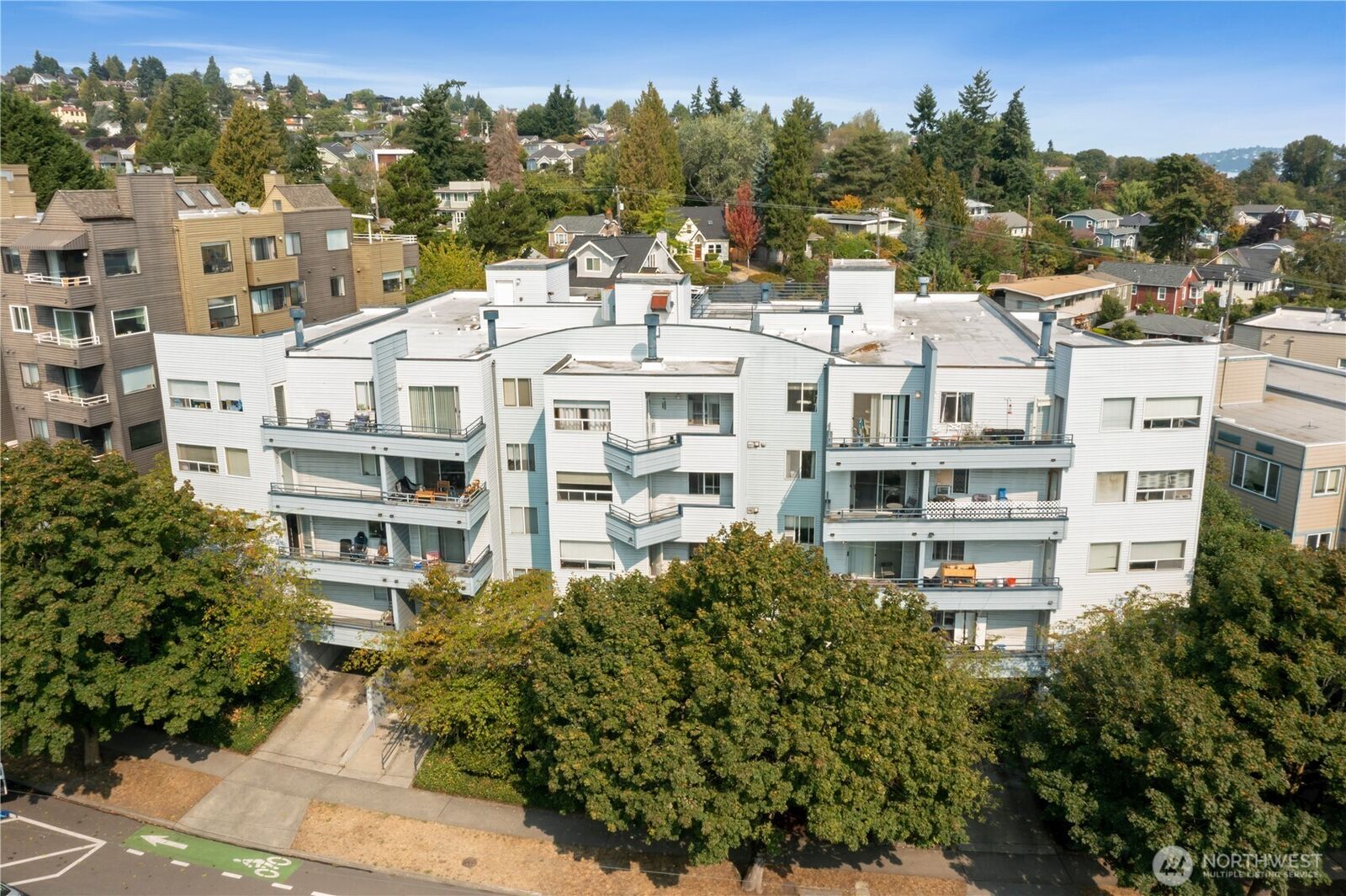 Property Photo: 3230 SW Avalon Way WA 98126